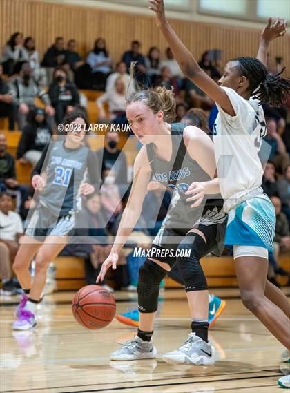 Thumbnail 2 in Los Altos vs. Evergreen Valley (CIF CCS Div 1 Final) photogallery.
