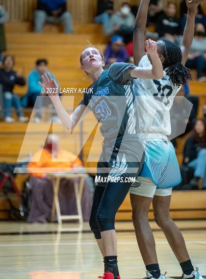 Thumbnail 2 in Los Altos vs. Evergreen Valley (CIF CCS Div 1 Final) photogallery.