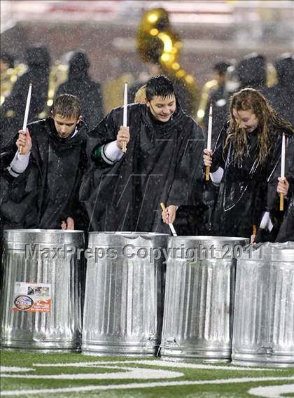 Thumbnail 2 in Martin vs. Carroll (5A Division 1 Region 1 Quarterfinals) photogallery.