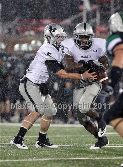 Thumbnail 1 in Martin vs. Carroll (5A Division 1 Region 1 Quarterfinals) photogallery.