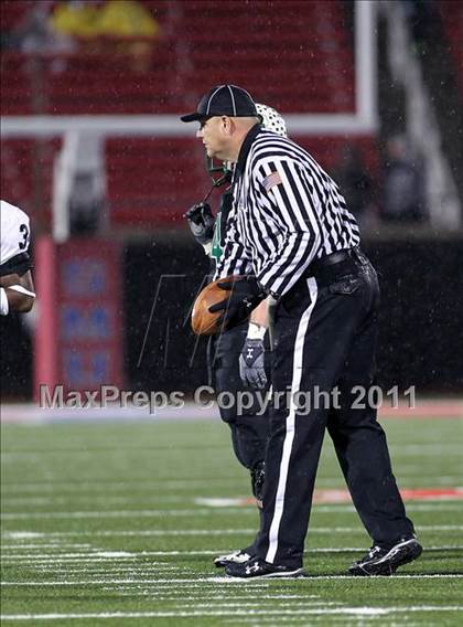 Thumbnail 3 in Martin vs. Carroll (5A Division 1 Region 1 Quarterfinals) photogallery.