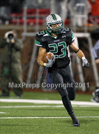 Thumbnail 1 in Martin vs. Carroll (5A Division 1 Region 1 Quarterfinals) photogallery.