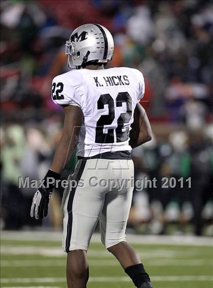 Thumbnail 1 in Martin vs. Carroll (5A Division 1 Region 1 Quarterfinals) photogallery.