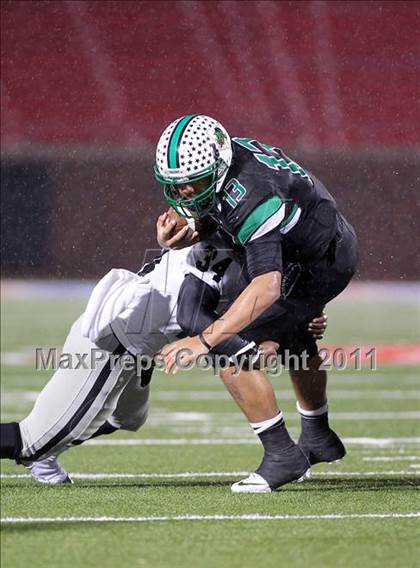 Thumbnail 3 in Martin vs. Carroll (5A Division 1 Region 1 Quarterfinals) photogallery.