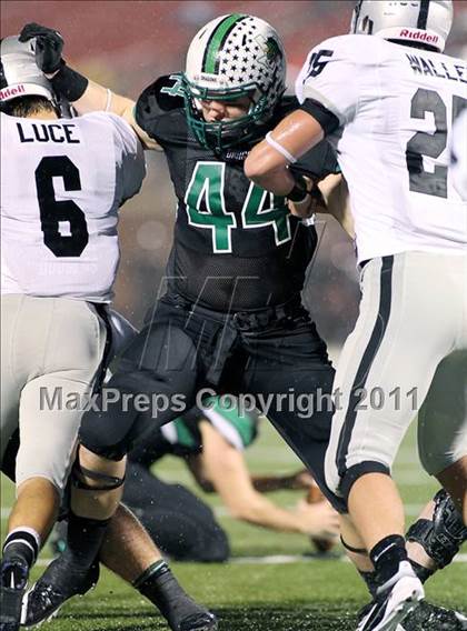 Thumbnail 3 in Martin vs. Carroll (5A Division 1 Region 1 Quarterfinals) photogallery.