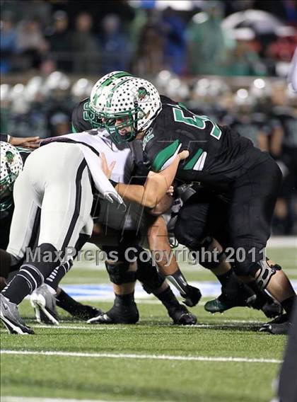 Thumbnail 1 in Martin vs. Carroll (5A Division 1 Region 1 Quarterfinals) photogallery.