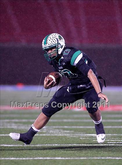 Thumbnail 1 in Martin vs. Carroll (5A Division 1 Region 1 Quarterfinals) photogallery.