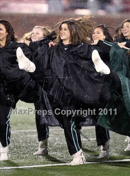 Thumbnail 2 in Martin vs. Carroll (5A Division 1 Region 1 Quarterfinals) photogallery.