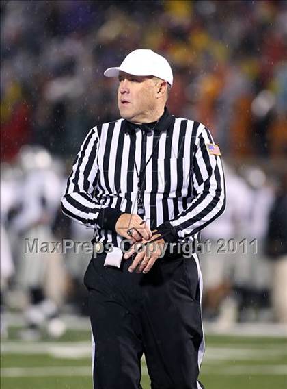 Thumbnail 1 in Martin vs. Carroll (5A Division 1 Region 1 Quarterfinals) photogallery.