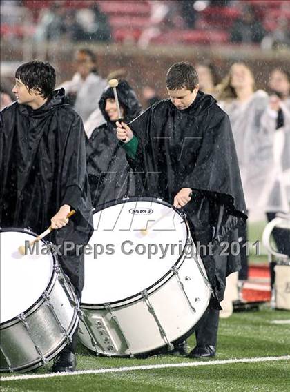Thumbnail 2 in Martin vs. Carroll (5A Division 1 Region 1 Quarterfinals) photogallery.