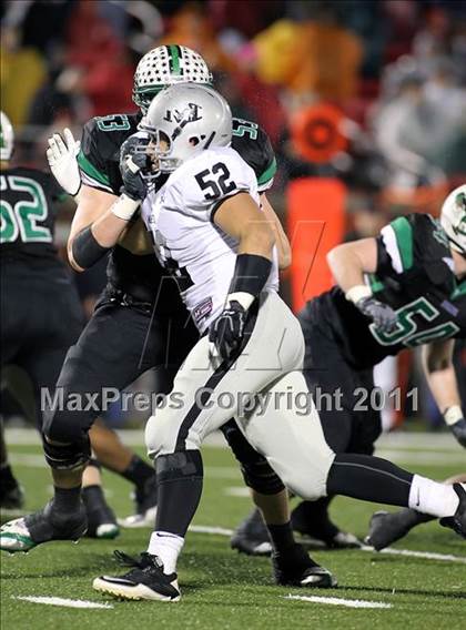 Thumbnail 2 in Martin vs. Carroll (5A Division 1 Region 1 Quarterfinals) photogallery.