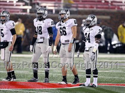 Thumbnail 2 in Martin vs. Carroll (5A Division 1 Region 1 Quarterfinals) photogallery.