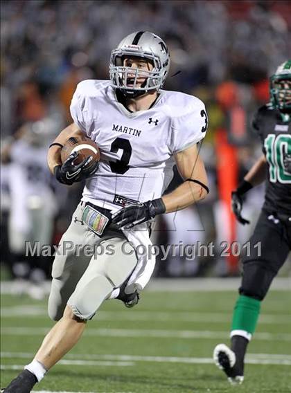 Thumbnail 3 in Martin vs. Carroll (5A Division 1 Region 1 Quarterfinals) photogallery.