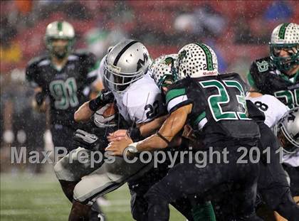 Thumbnail 3 in Martin vs. Carroll (5A Division 1 Region 1 Quarterfinals) photogallery.