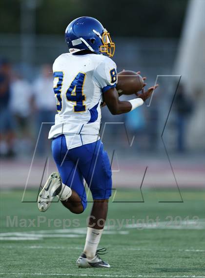 Thumbnail 3 in Del Campo @ Elk Grove photogallery.