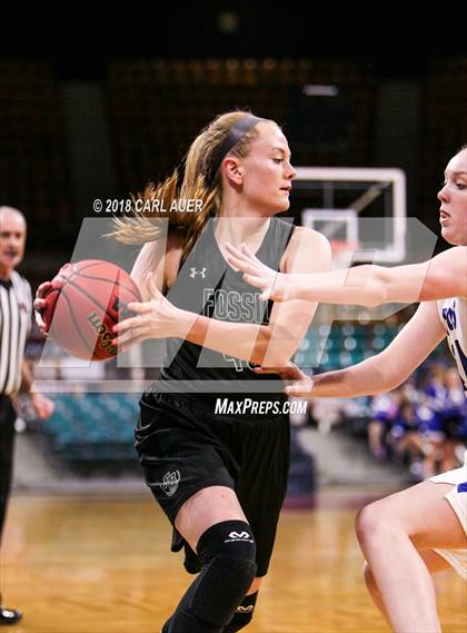 Thumbnail 2 in Fossil Ridge vs. Grandview (CHSAA 5A Final Four) photogallery.