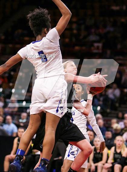 Thumbnail 1 in Fossil Ridge vs. Grandview (CHSAA 5A Final Four) photogallery.