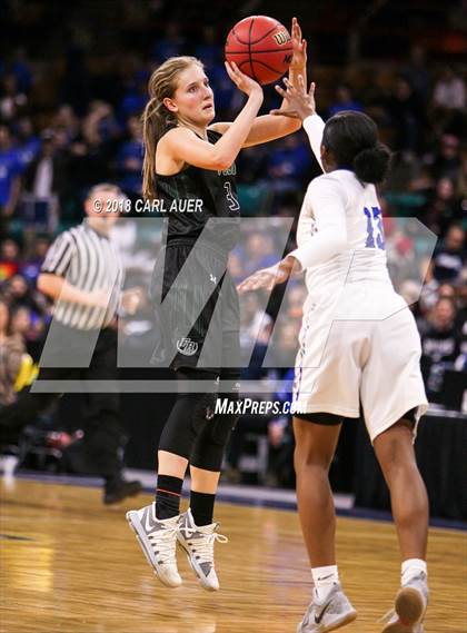 Thumbnail 1 in Fossil Ridge vs. Grandview (CHSAA 5A Final Four) photogallery.