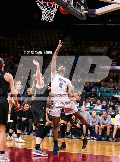Thumbnail 2 in Fossil Ridge vs. Grandview (CHSAA 5A Final Four) photogallery.