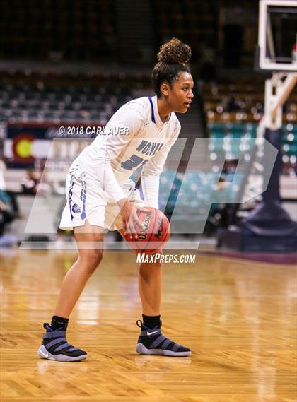 Thumbnail 3 in Fossil Ridge vs. Grandview (CHSAA 5A Final Four) photogallery.