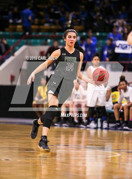 Thumbnail 3 in Fossil Ridge vs. Grandview (CHSAA 5A Final Four) photogallery.