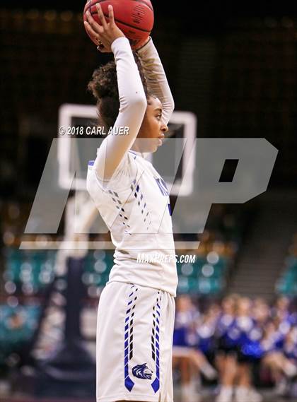 Thumbnail 1 in Fossil Ridge vs. Grandview (CHSAA 5A Final Four) photogallery.