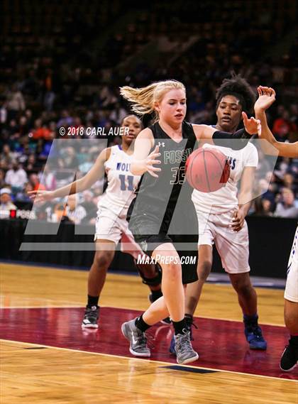 Thumbnail 1 in Fossil Ridge vs. Grandview (CHSAA 5A Final Four) photogallery.