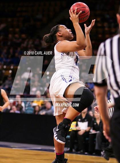 Thumbnail 3 in Fossil Ridge vs. Grandview (CHSAA 5A Final Four) photogallery.