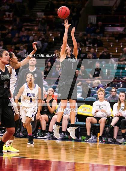 Thumbnail 3 in Fossil Ridge vs. Grandview (CHSAA 5A Final Four) photogallery.