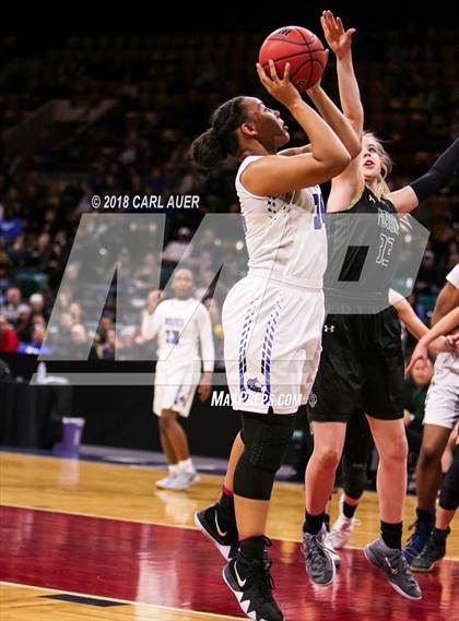 Thumbnail 1 in Fossil Ridge vs. Grandview (CHSAA 5A Final Four) photogallery.
