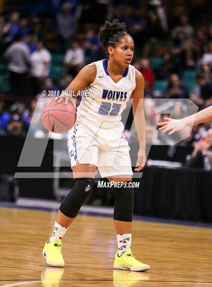 Thumbnail 2 in Fossil Ridge vs. Grandview (CHSAA 5A Final Four) photogallery.