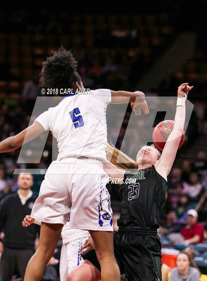 Thumbnail 3 in Fossil Ridge vs. Grandview (CHSAA 5A Final Four) photogallery.