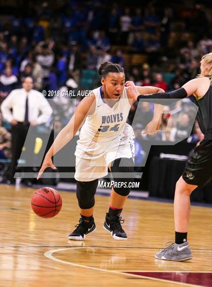 Thumbnail 2 in Fossil Ridge vs. Grandview (CHSAA 5A Final Four) photogallery.