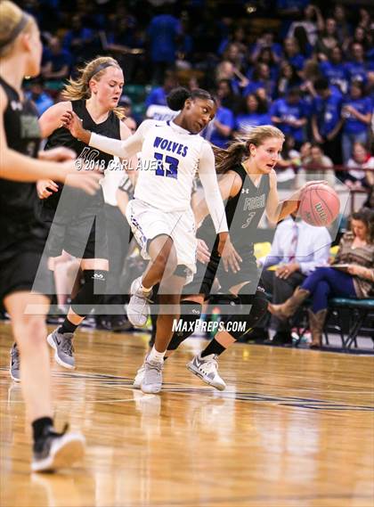 Thumbnail 2 in Fossil Ridge vs. Grandview (CHSAA 5A Final Four) photogallery.