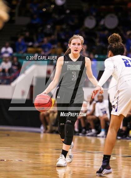 Thumbnail 1 in Fossil Ridge vs. Grandview (CHSAA 5A Final Four) photogallery.