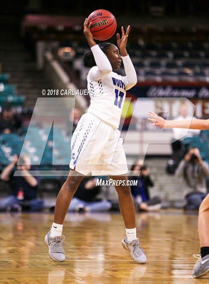 Thumbnail 1 in Fossil Ridge vs. Grandview (CHSAA 5A Final Four) photogallery.