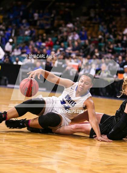 Thumbnail 2 in Fossil Ridge vs. Grandview (CHSAA 5A Final Four) photogallery.