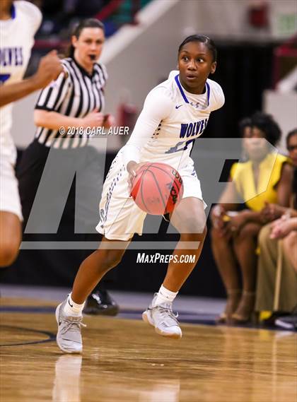 Thumbnail 3 in Fossil Ridge vs. Grandview (CHSAA 5A Final Four) photogallery.