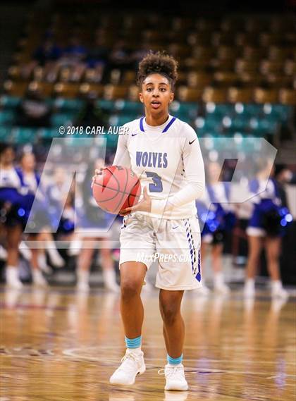 Thumbnail 2 in Fossil Ridge vs. Grandview (CHSAA 5A Final Four) photogallery.