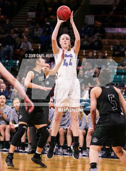 Thumbnail 2 in Fossil Ridge vs. Grandview (CHSAA 5A Final Four) photogallery.