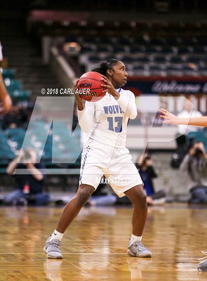 Thumbnail 3 in Fossil Ridge vs. Grandview (CHSAA 5A Final Four) photogallery.