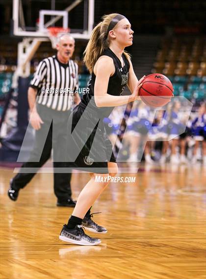 Thumbnail 3 in Fossil Ridge vs. Grandview (CHSAA 5A Final Four) photogallery.