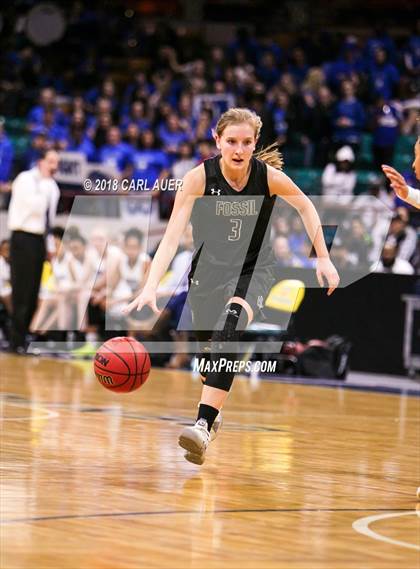 Thumbnail 1 in Fossil Ridge vs. Grandview (CHSAA 5A Final Four) photogallery.