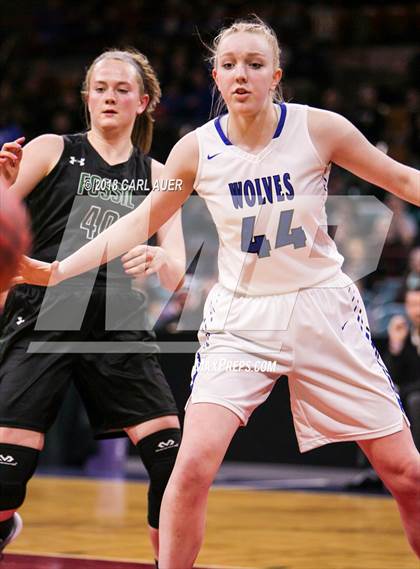 Thumbnail 2 in Fossil Ridge vs. Grandview (CHSAA 5A Final Four) photogallery.