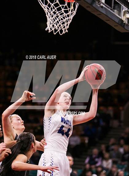 Thumbnail 2 in Fossil Ridge vs. Grandview (CHSAA 5A Final Four) photogallery.
