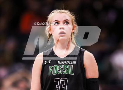 Thumbnail 2 in Fossil Ridge vs. Grandview (CHSAA 5A Final Four) photogallery.