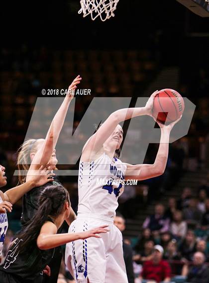 Thumbnail 3 in Fossil Ridge vs. Grandview (CHSAA 5A Final Four) photogallery.