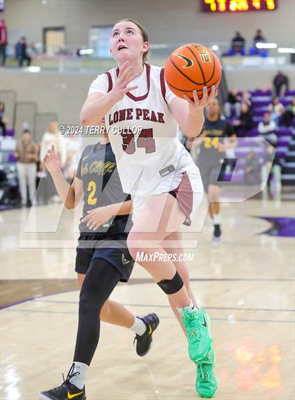 Thumbnail 2 in Lone Peak vs. Oak Cliff Faith Family Academy (Lehi Holiday Hoopfest) photogallery.