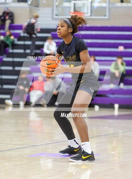 Thumbnail 1 in Lone Peak vs. Oak Cliff Faith Family Academy (Lehi Holiday Hoopfest) photogallery.