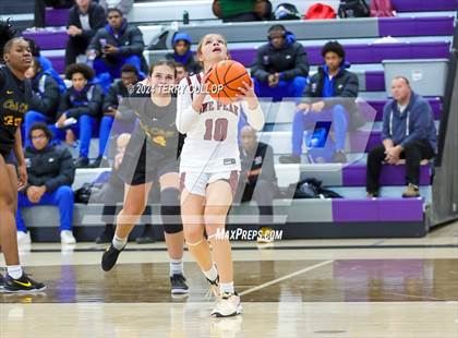Thumbnail 1 in Lone Peak vs. Oak Cliff Faith Family Academy (Lehi Holiday Hoopfest) photogallery.